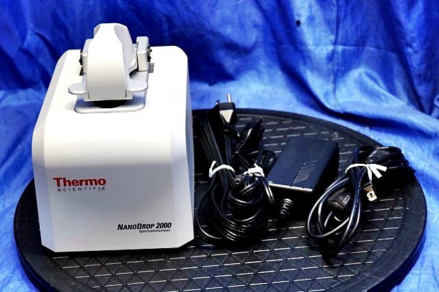 Thermo Scientific NanoDrop 2000 Spectrophotometer Full Spectrum Ultra-Trace Measurement With AC Adapter [f1208589838]