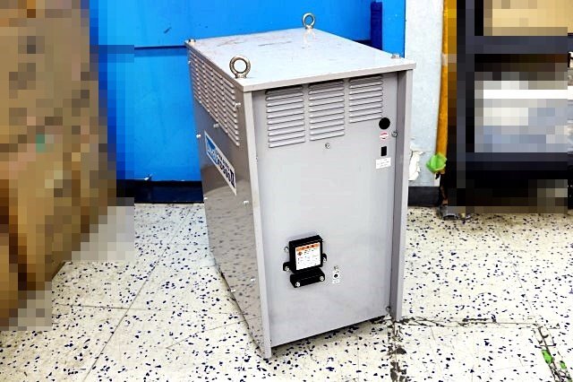 DAIHEN Dyna Auto XD500II Semi-Automatic Welding Machine [l1208729546]