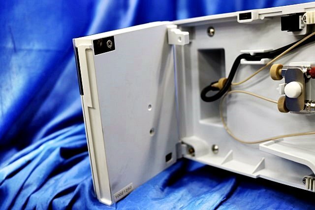 SHIMADZU SPD-20A Liquid Chromatograph UV-VIS Detector [w1209174819]