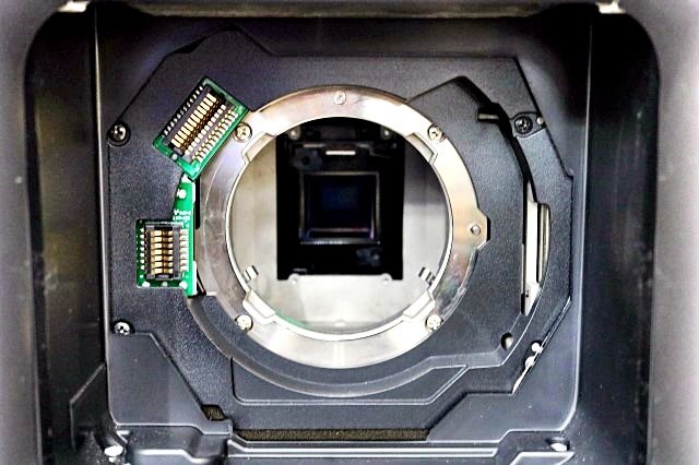 Epson EB-L1100U Laser LCD Projector 6000 Lumens WUXGA [v1209474383]