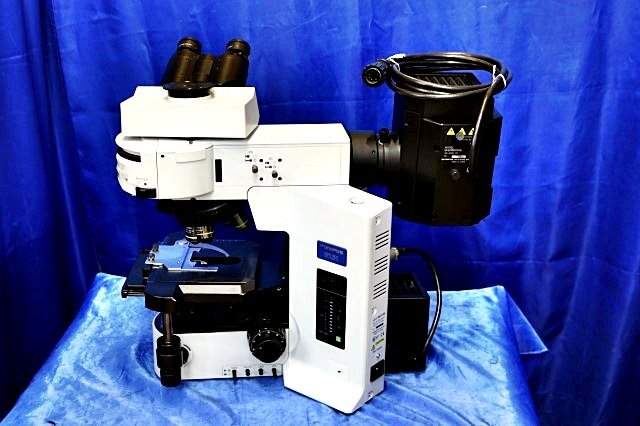OLYMPUS BX51TF Biological Microscope with Eyepiece and Objective Lenses [p1209925904]