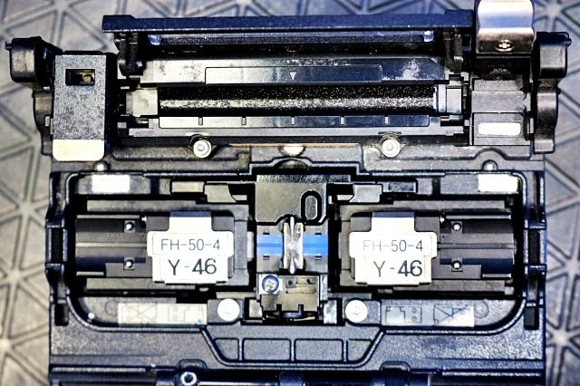 Fujikura CT-30 Fusion Splicer with Various Holders and Manual [x1211661437]
