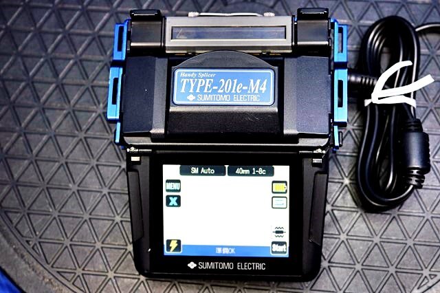 Sumitomo Electric TYPE-201e-M4 Fusion Splicer with Manual & Case [n1211655399]