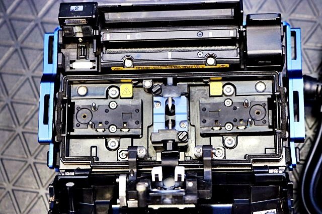 Sumitomo Electric TYPE-201e-M4 Fusion Splicer with Manual & Case [n1211655399]