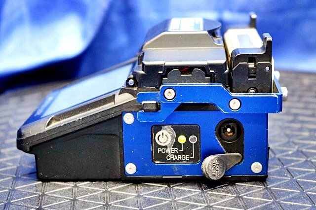 Sumitomo Electric TYPE-201e-M4 Fusion Splicer with Manual and Case [1212741022]