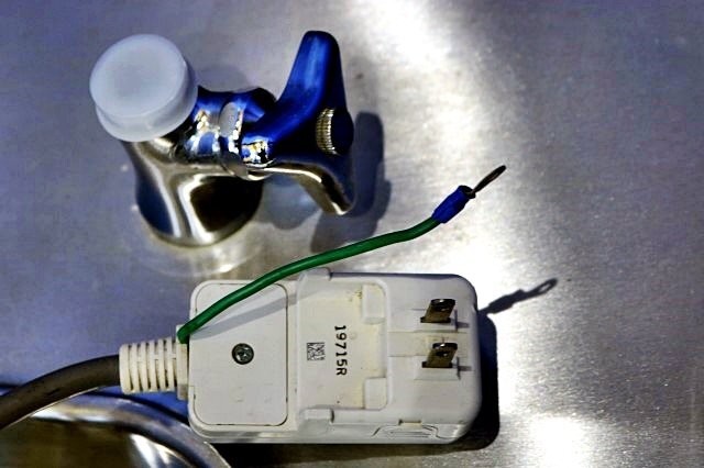 NISSEI NA-1412AE Automatic Sterilization Soft Serve Ice Cream Server [u1212778725]