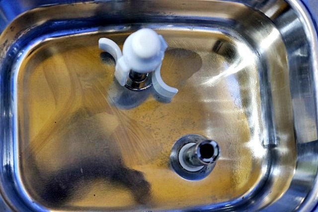 NISSEI NA-1412AE Automatic Sterilization Soft Serve Ice Cream Server [u1212778725]