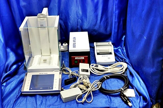 METTLER TOLEDO XP205DR Analytical Balance with Ionizer and Printer RS-P25 [w1212910700]