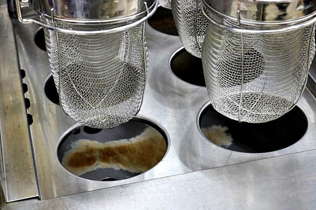 Taniko TGUS-50AL Boiled Noodle Machine LP Gas [x1213491202]