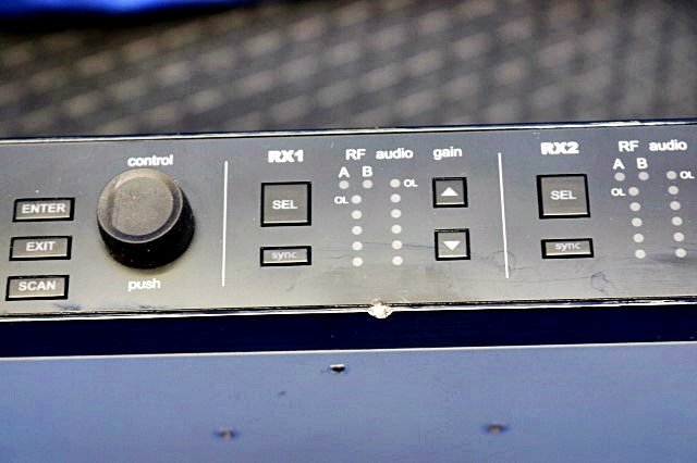 Shure ULXD4D Dual Channel Digital Wireless Receiver [t1213862108]
