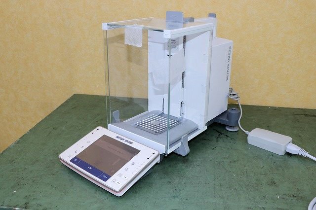 METTLER TOLEDO XPE205 Analytical Balance [x1219604902]