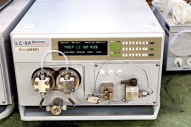 SHIMADZU LC-8A Liquid Chromatograph SPD-20A Detector CBM-20A System Controller FCV-130AL [p1220212459]