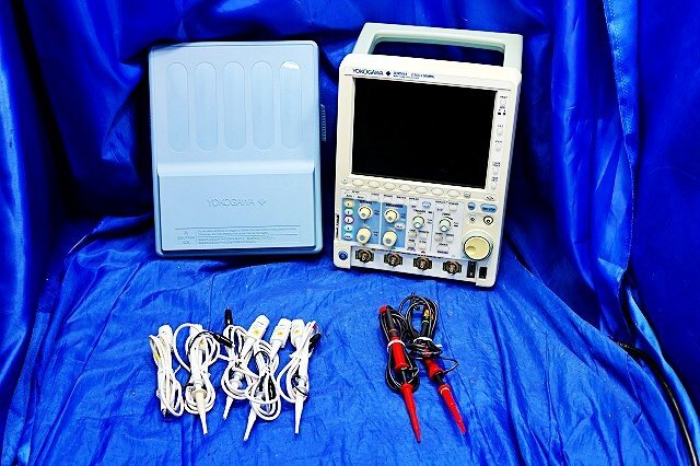 Yokogawa DLM2054 Mixed Signal Oscilloscope 4CH 500MHz 2.5GS/s with 6 Probes [r1228040730]