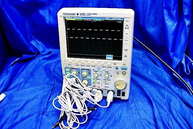 Yokogawa DLM2054 Mixed Signal Oscilloscope 4CH 500MHz 2.5GS/s with 6 Probes [r1228040730]