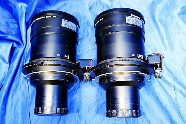 Panasonic ET-D75LE2 Projector Mid Throw Zoom Lens 2 Units [d1228369712]