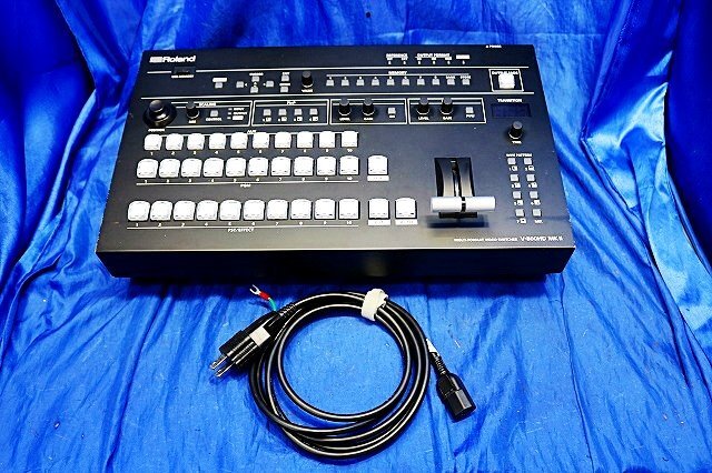Roland V-800HD MK II Multi-Format Video Switcher [v1230861208]
