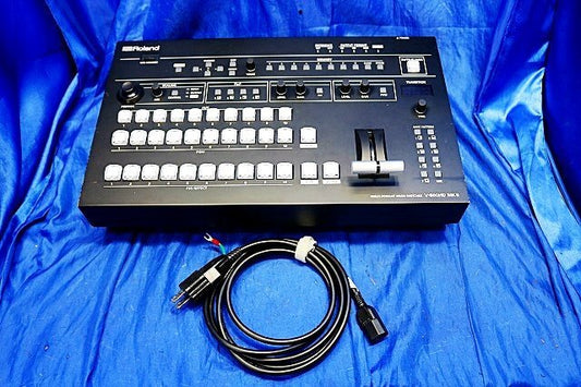 Roland V-800HD MK II Multi-Format Video Switcher [v1230861208]