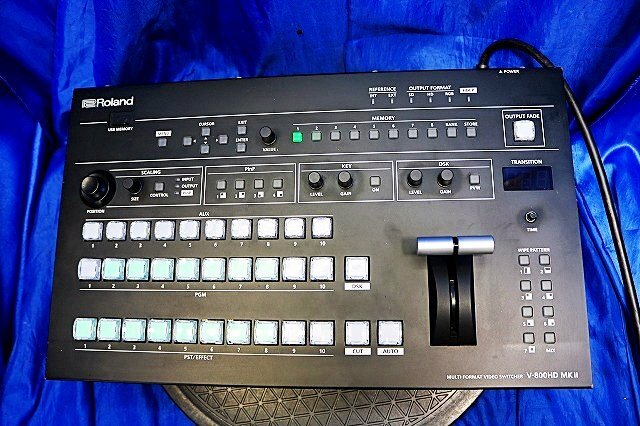 Roland V-800HD MK II Multi-Format Video Switcher [p1230857411]