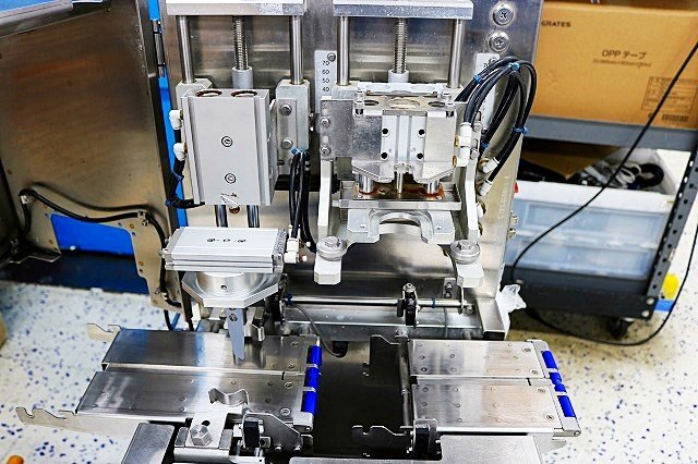 RHEON NU031? Steamer Bun Pleating Machine [n1232125602]