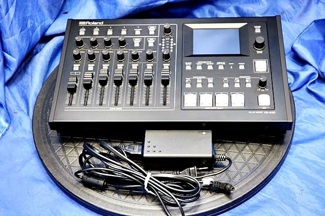 Roland VR-4HD AV Mixer 5 Units [n1233783380]