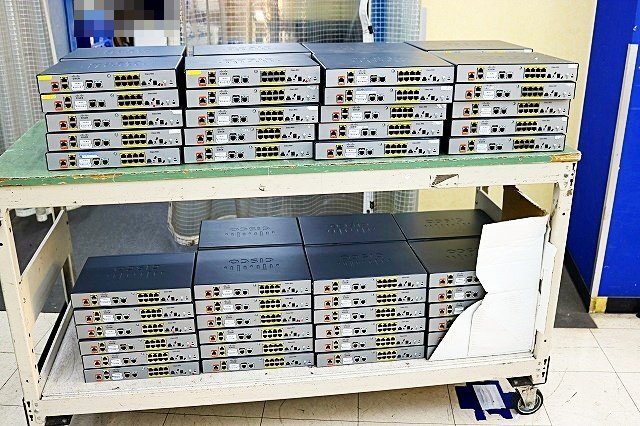 Cisco 892J-K9 V02 Integrated Services Router 80 Units [x1238036830]