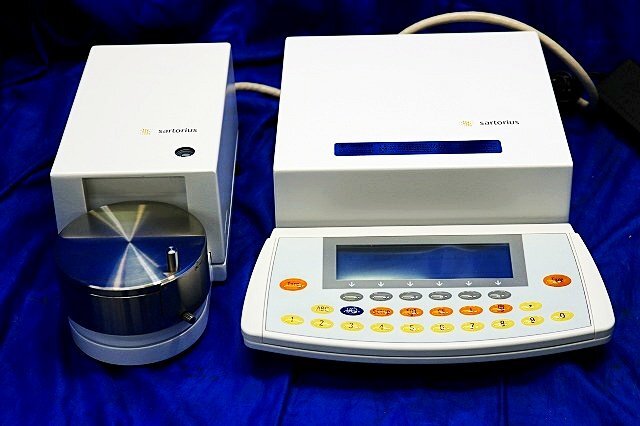 Sartorius SE2-F Ultra Micro Analytical Balance 2.1g 0.1ug [v1238085276]