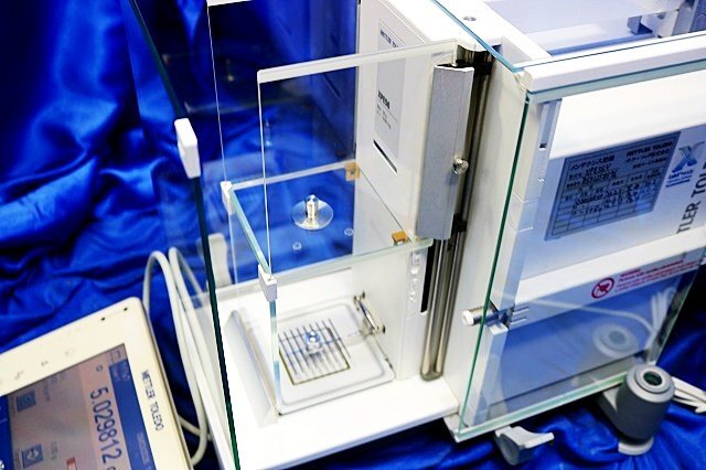Mettler Toledo XPE56V Analytical Balance 52g 0.001mg [d1243175686]