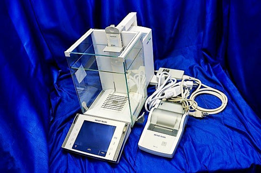 METTLER TOLEDO XPE205DR Analytical Balance with Printer P25 220g Capacity 0.01mg Minimum Readability [d1244215237]