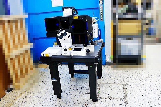 ZEISS ELYRA P.1 Super Resolution Fluorescence Microscope System TOPTICA Laser Source PI High Precision Stage with Software and Dongle [c1244681716]