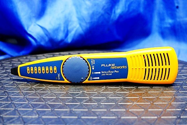 Fluke CableIQ Qualification Tester Electrical Measuring Instrument [x1244813933]