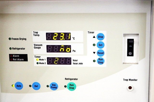 EYELA FDU-2110 Freeze Dryer with Flask Set Single Phase 200V [p1246258355]