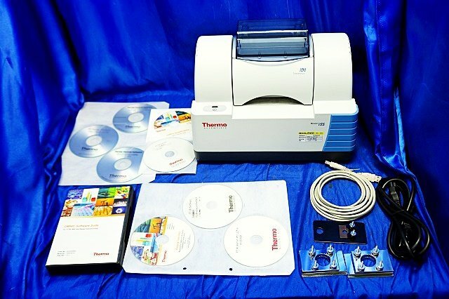 Thermo Fisher Nicolet iS5 FT-IR Spectrophotometer with Software CDs [o1246676768]