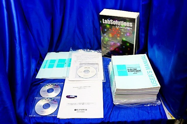 Shimadzu LCsolution Ver.1.21 SP1 Software Package with USB Dongle and Manual [g1246811094]