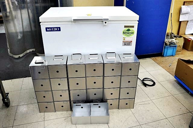 Japan Freezer MYBIO VT-208 Ultra-Low Temperature Freezer -80℃ 180L 925×605＋100×855mm (as-is) [f1249206621]