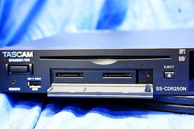 TASCAM SS-CDR250N CD/SD Audio Recorder 2-Channel [p1249846651]