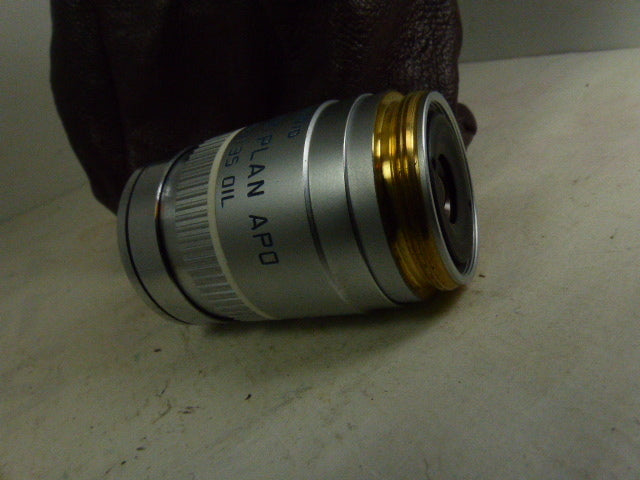 Leica HCX PLAN APO 100x1.35 OIL Microscope with Soft Case [550401782]