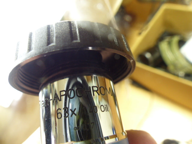 ZEISS PLAN-APOCHROMAT 63x/1.40 OIL with Case [v1106149217]