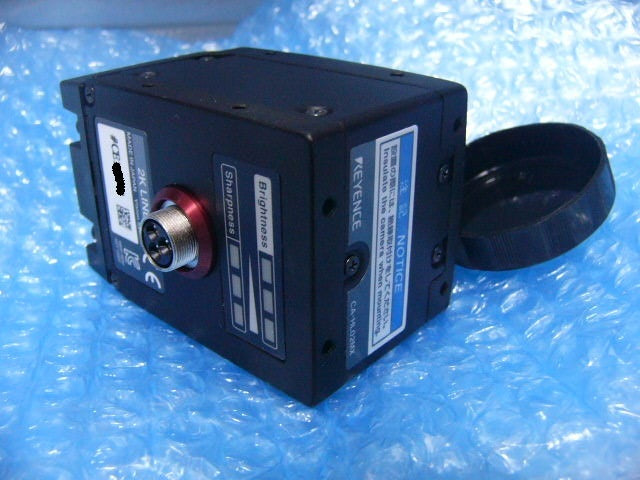KEYENCE CA-HL02MX Line Scan Camera with LED Pointer [q1128762865]