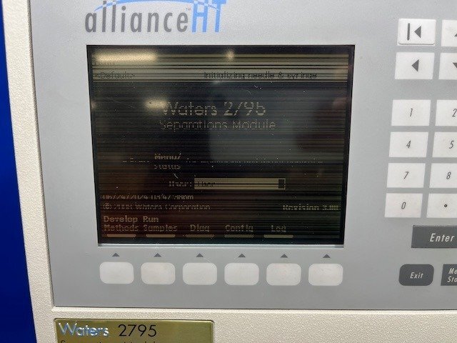 Waters 2795 Liquid Chromatography [f1182683128]