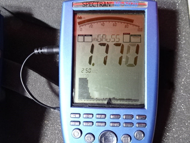 QJ-77 Handheld Spectrum Analyzer [d1182898937]