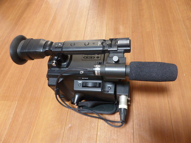 SONY PMW-F3 Microphone with Leica M Mount Adapter [v1185543556]