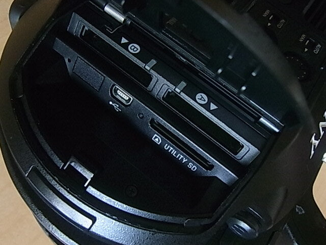 SONY PXW-FS7M2 4K Camcorder [v1190750729]