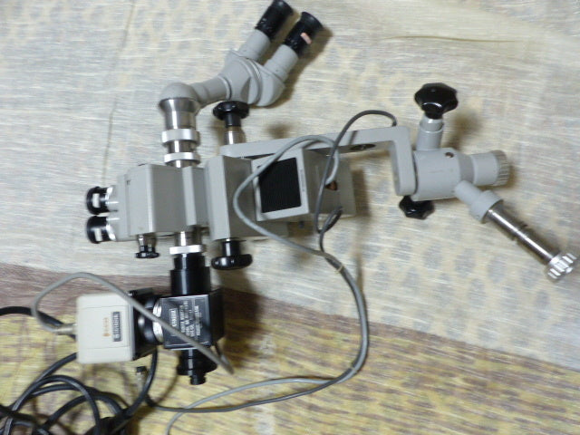 Zeiss Surgical Microscope Large Dual Head with Hitachi CCD (as-is) [g1193542440]