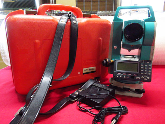 SOKKIA SET330RK Total Station [n1196548971]