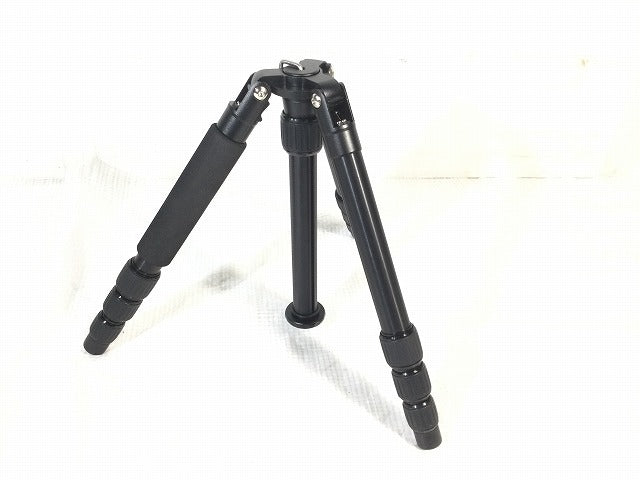 Leica DISTO X4 Laser Rangefinder Kit with Tripod and Case 112998 [k1198024479]
