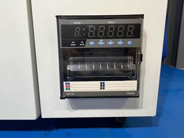 Yamato Scientific DP-63 Vacuum Dryer [1213734599]