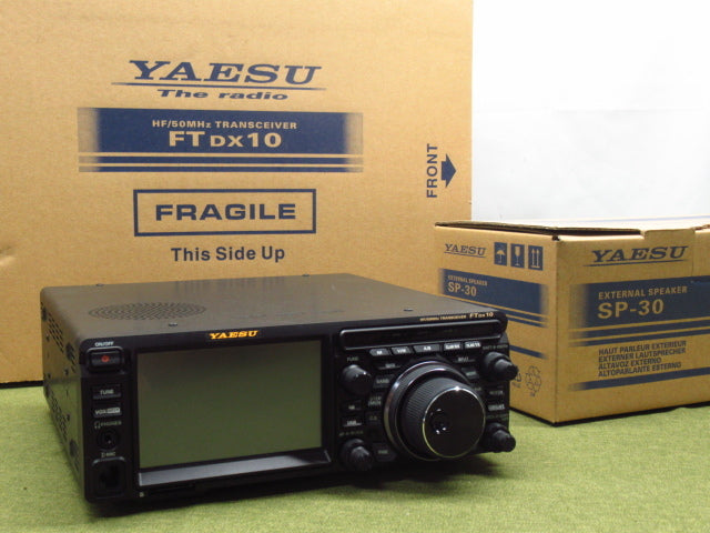 YAESU FTDX10 HF/50MHz All Mode Transceiver with SP-30 High Sound Quality External Speaker Set [j1213768832]