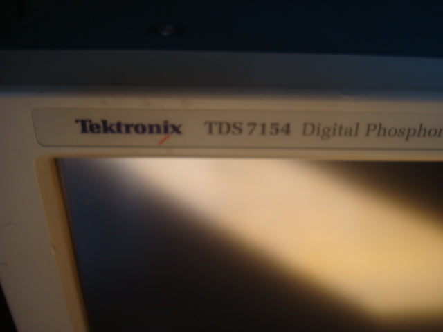 Tektronix TDS 7154 1.5 GHz Oscilloscope [e1215896353]