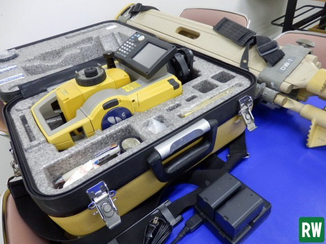 Topcon DS-105AC Auto-Pointing Total Station [e1221745881]