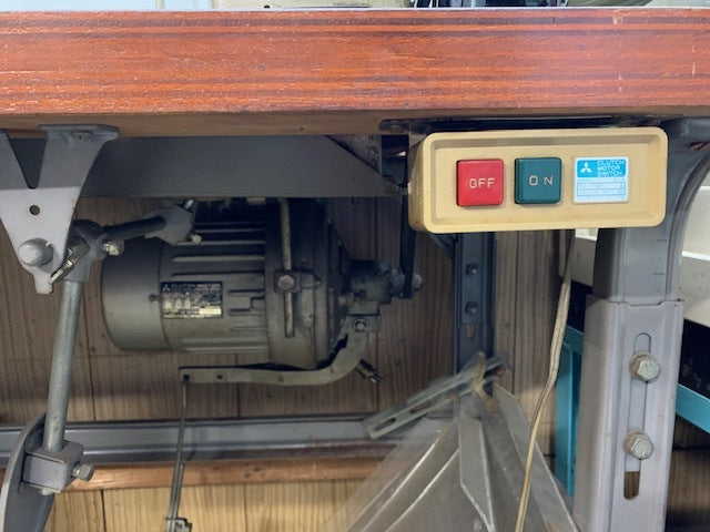 Mitsubishi Electric DU-107 Industrial Sewing Machine [v1231774136]